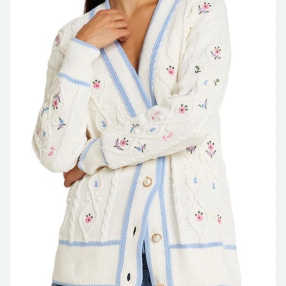Embroidered Cable Knit Cardigan In Cream-white
